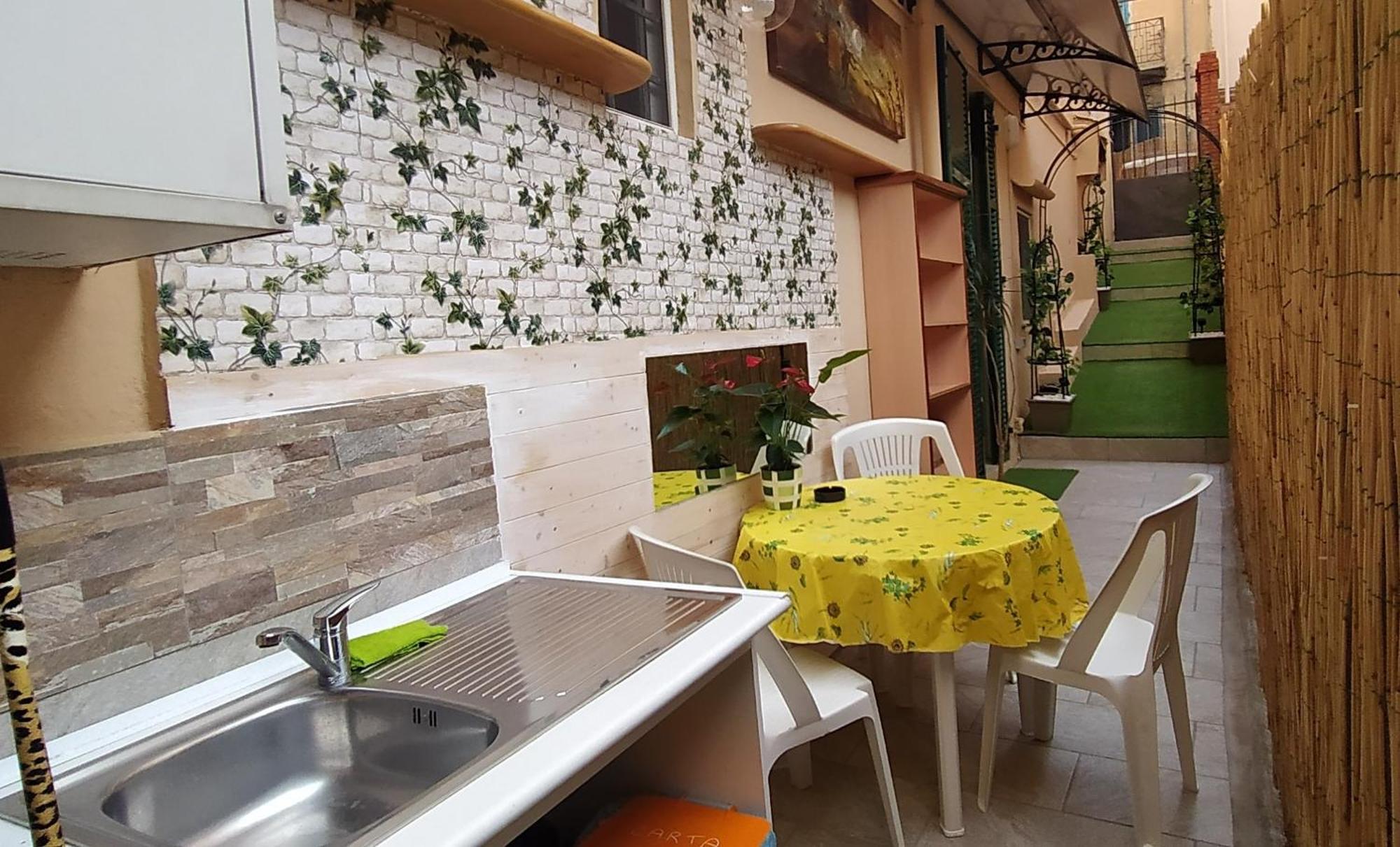Ribero'S Home - Center - Quite Zone Sanremo Ngoại thất bức ảnh